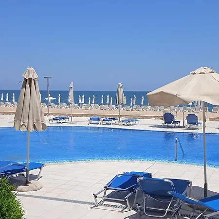 б003 в бийч резорт- море пред прозореца, плаж пред вратата !!! 奥布佐尔