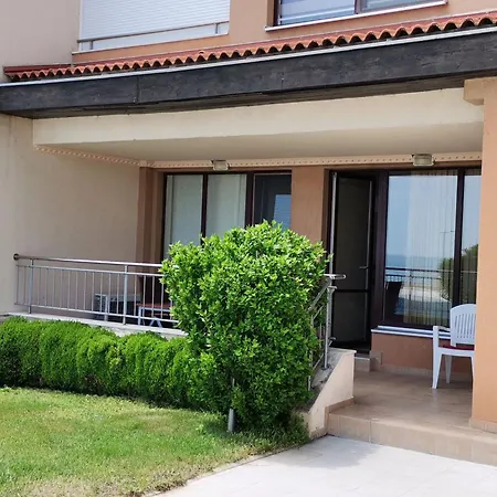 Lägenhet б003 в бийч резорт- море пред прозореца, плаж пред вратата !!! *